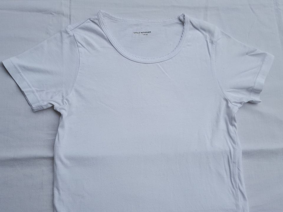 vertbaudet T-Shirt Unterhemd Unter-hemdchen Hemd 128 in Gerlingen