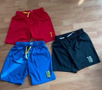 H&M- 3 Shorts- Fußball Short- Gr. 146/152- zusammen nur 5€ Bergedorf - Hamburg Allermöhe  Vorschau