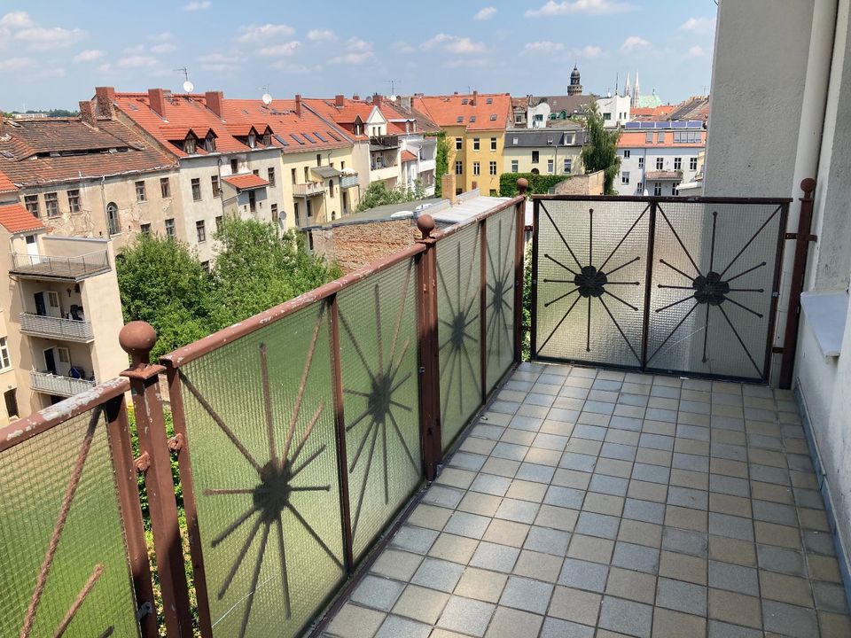 Modernisierte gemütliche 2-R Mansarde + Balkon, ruhig in Görlitz in Görlitz