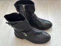 Stiefel in schwarz Hannover - Vahrenwald-List Vorschau