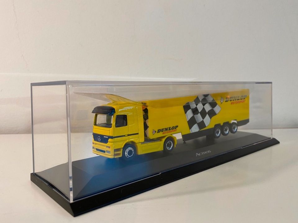 Konvolut LKW Truck Reifenhersteller 1:87 H0 in Karlsfeld