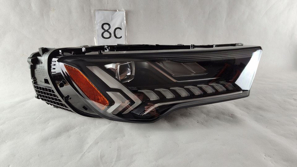 AUDI Q7 4M0 LIFT USA LED SCHEINWERFER 4M0941040B RECHTS KOMPLETT in Neu-Isenburg