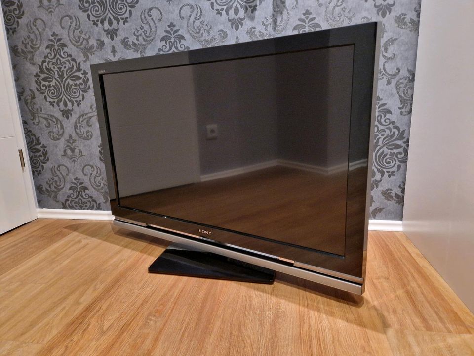 Sony KDL 40W4000 LCD TV in Weimar