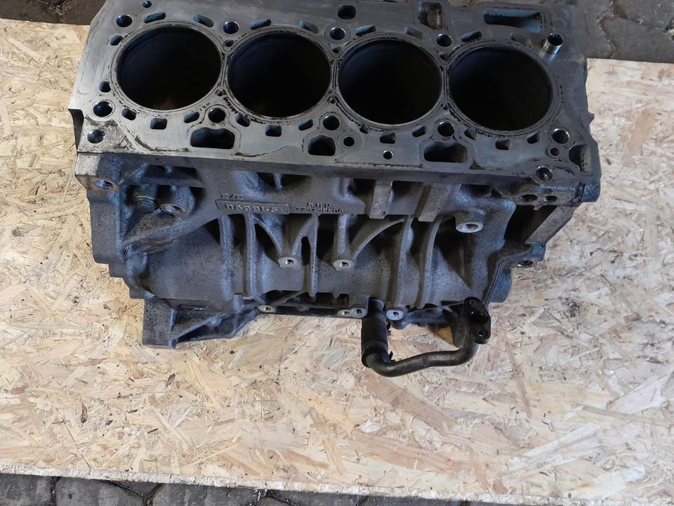 BMW e87 e60 e90 118d 318d 320d n47 Motorblock in Goldkronach