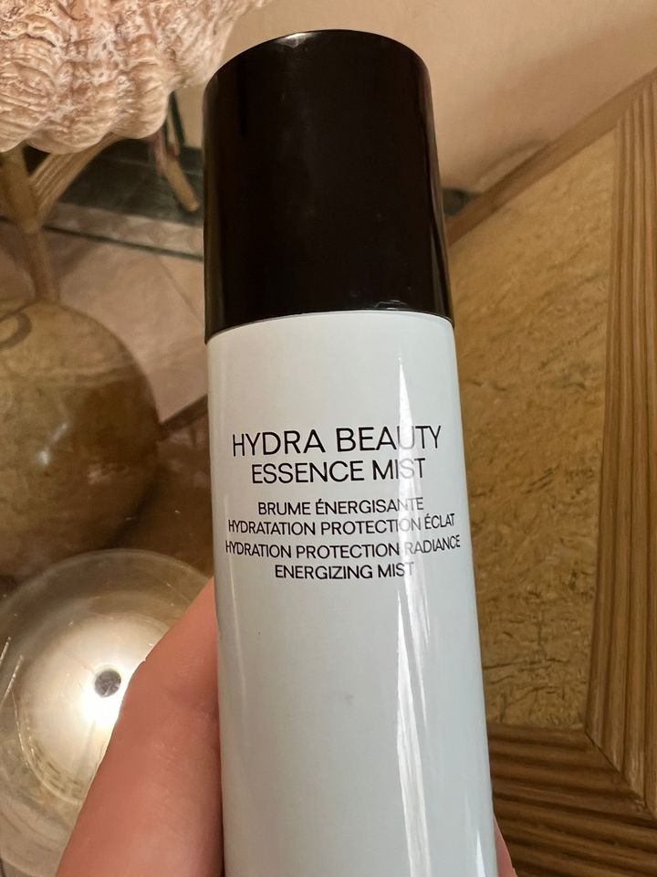 Chanel Review > Hydra Beauty Essence Mist (Hydration Protection