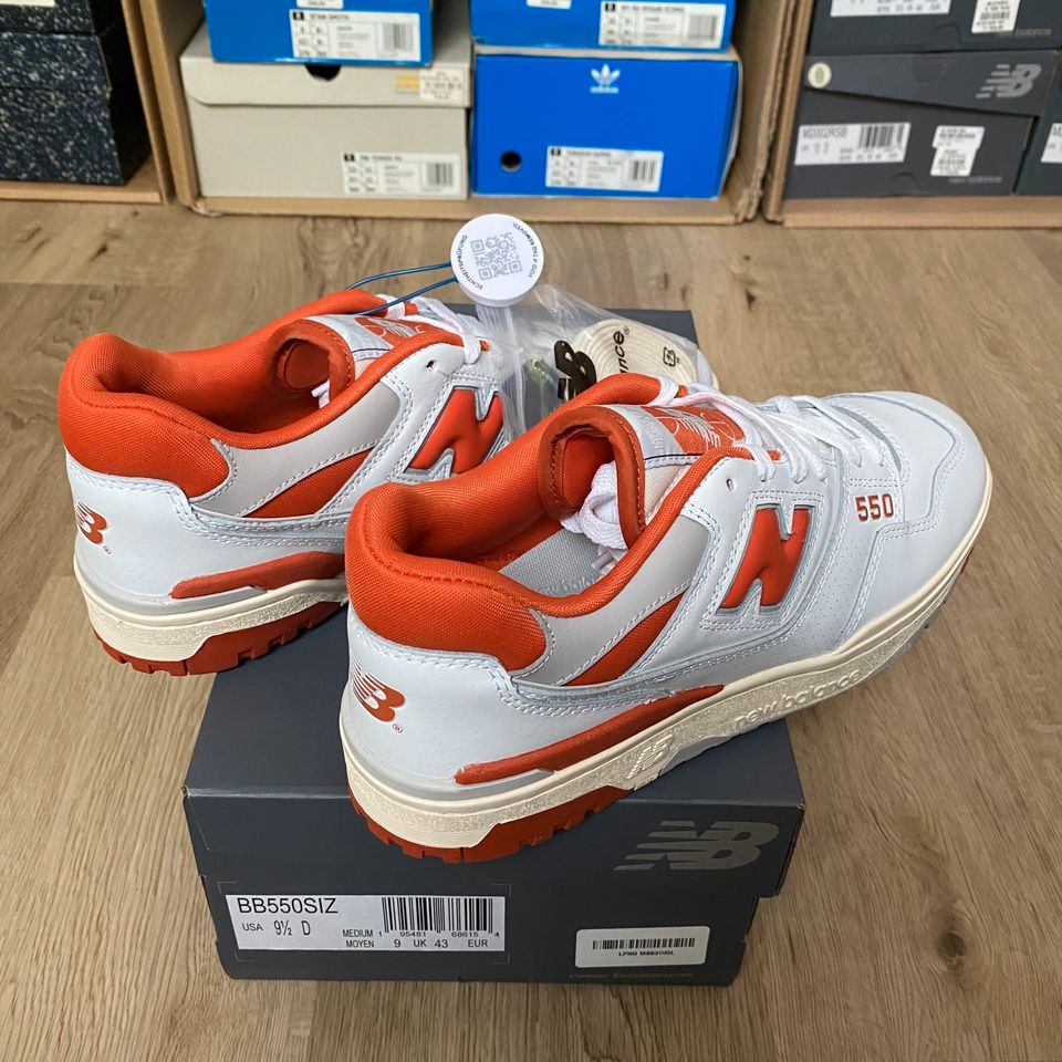 New Balance 550 x Size? EU43 „College Pack“ White Orange Sneaker in Dortmund