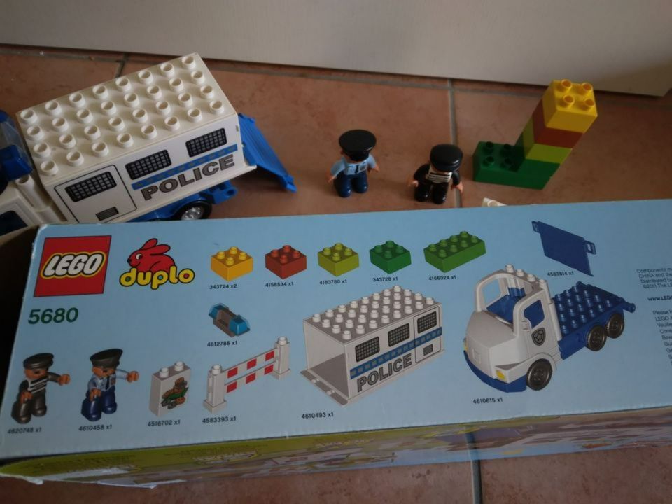 Lego Duplo 5680 Polizei Transporter in Köln