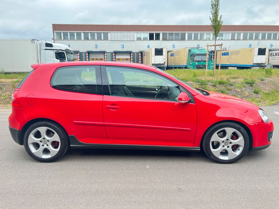 Golf 5 Gti DSG Top Zustand in Saarbrücken