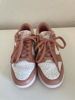 Nike Dunk low rosa/weiß Rheinland-Pfalz - Zweibrücken Vorschau