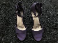 Sandale High Heels Schuhe Schleife Stein lila Größe 36 neuwertig München - Trudering-Riem Vorschau