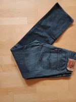 Levi's 501 Größe 32/32, schwarz, neuwertig Niedersachsen - Langenhagen Vorschau