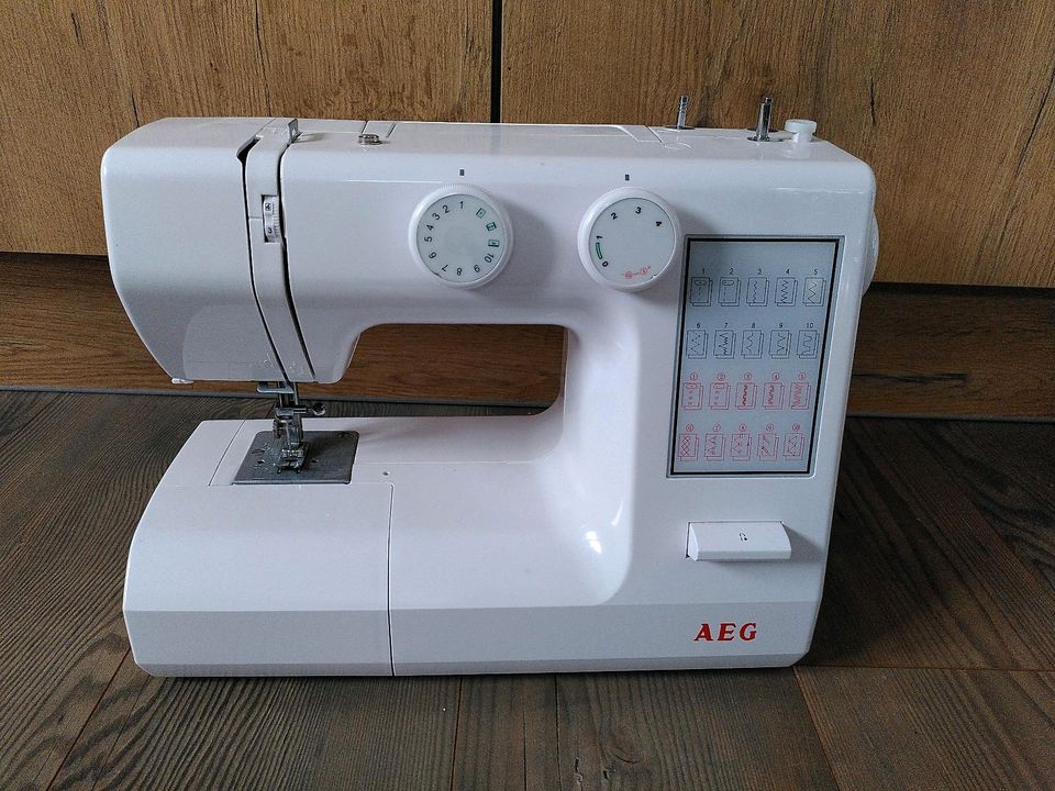 Nähmaschine AEG 824 in Biebergemünd