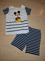 Schlafanzug kurz Gr. 104 Mickey Mouse Disney ungetragen Nordrhein-Westfalen - Brakel Vorschau