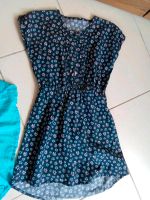 Kleid JAKO-O Sommerkleid dunkelblau mit Blumen 128/134 Bayern - Kasendorf Vorschau