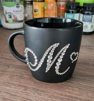 Neu und unbenutzt Tasse schwarz mit Glitzersteinen M Bayern - Laufen Vorschau