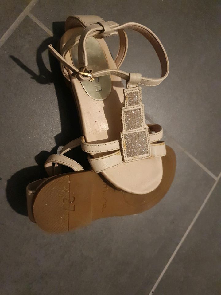 Unisa Sandale Mädchen Schuhe in Augsburg