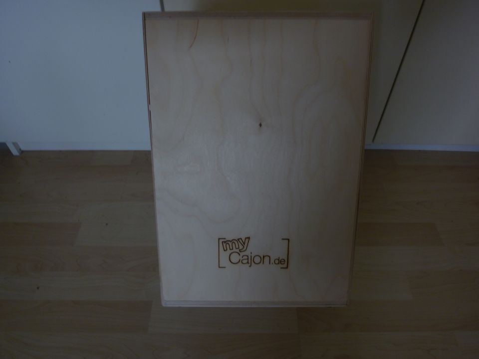 Cajon Perkussionsinstrument in Dorsten