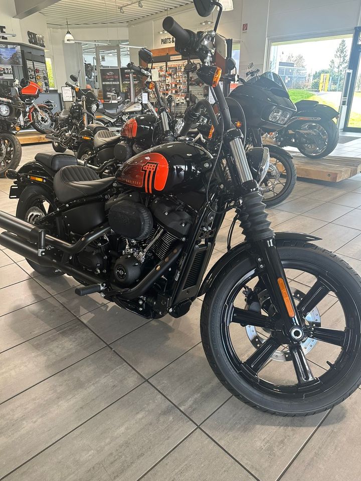 Harley Davidson Street Bob FXBB in Stolberg (Rhld)