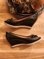 5th Avenue Peeptoe Keilabsatz Pumps 41 schwarz Leder Rockabilly Bielefeld - Bielefeld (Innenstadt) Vorschau