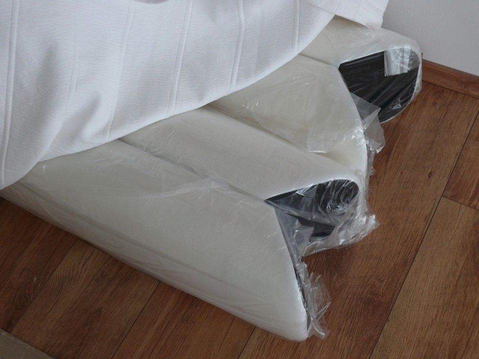 Poliform Design Bett Bettrahmen DREAM Leder weiß für 160x200 cm in Berlin
