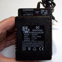 MW Universal Netzteil MW650 1.5 3 4.5 6 7.5 9 12V= 17.2 W Brandenburg - Schöbendorf Vorschau