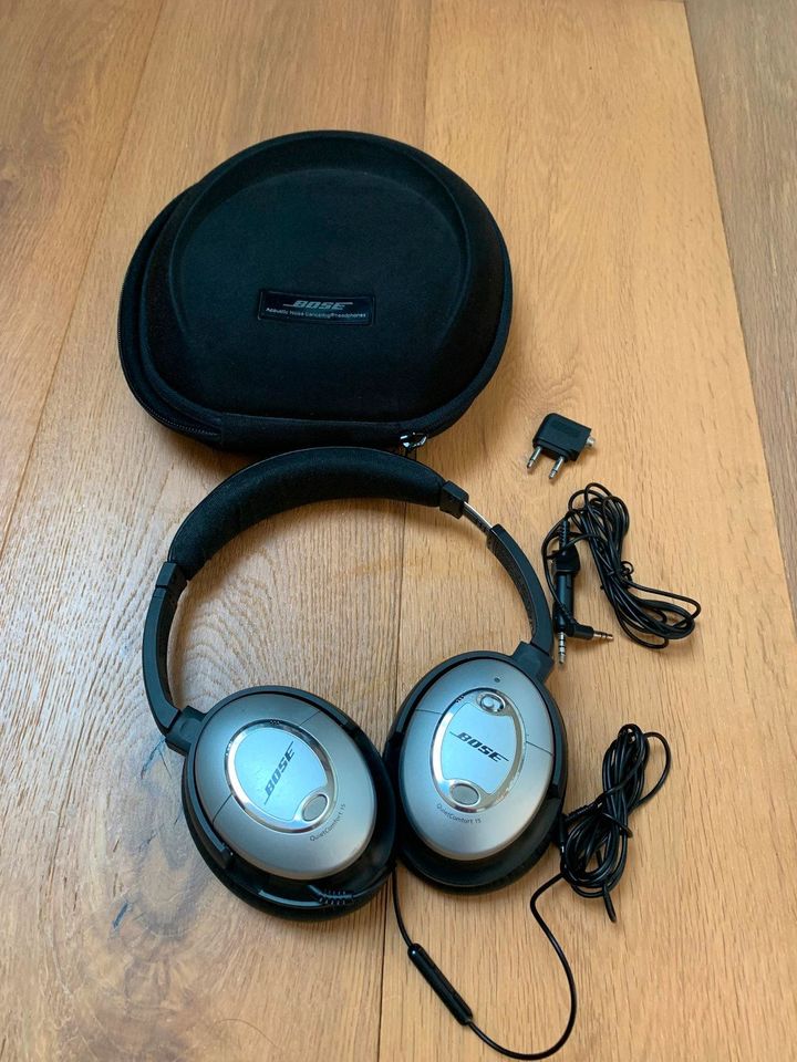 Bose QuietComfort 15 schwarz in Malchow