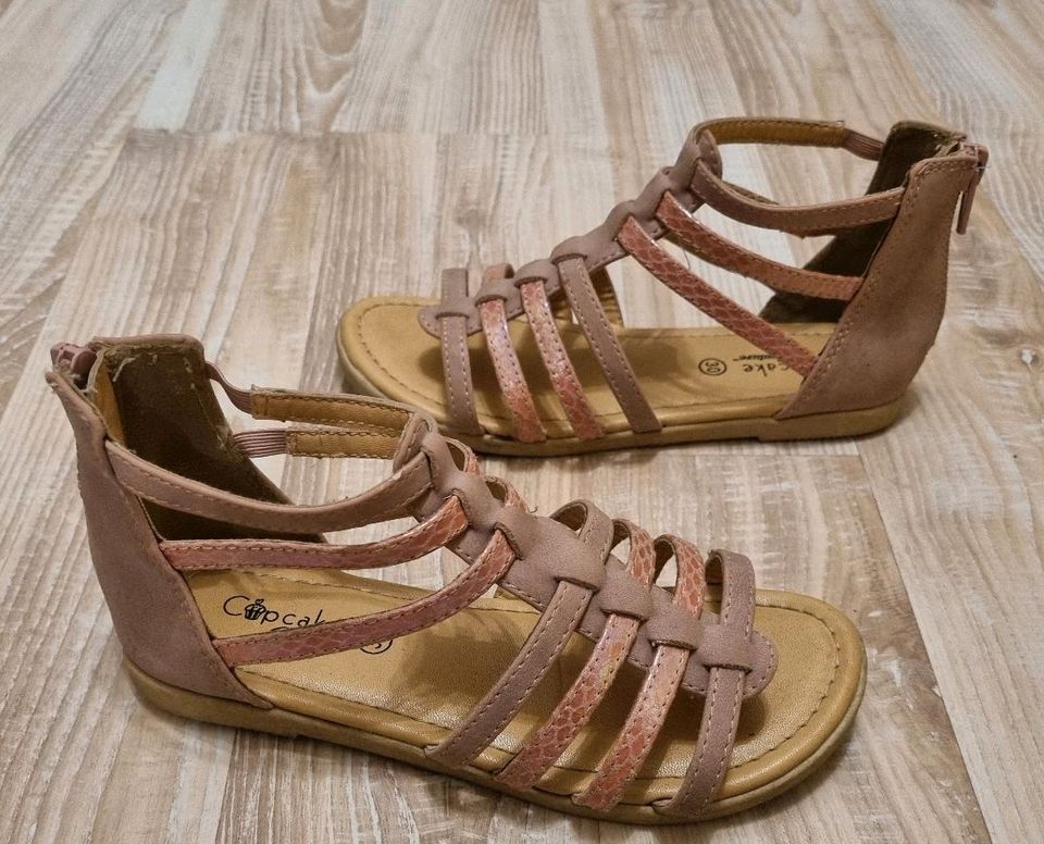 *Top* coole Sandalen/ Schuhe Gr. 30 in Fredersdorf-Vogelsdorf