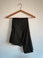Schwarze Slim Fit Hose Nordrhein-Westfalen - Höxter Vorschau