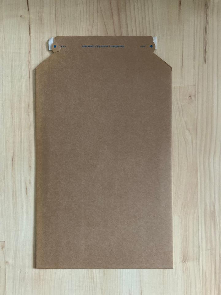 hochwertige Versandtaschen, Briefumschläge, Karton, selbstklebend in Idstein