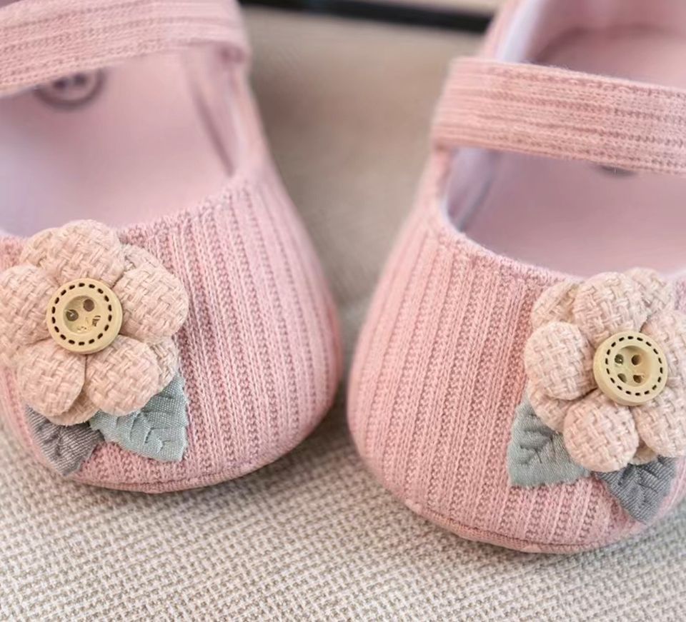Neu Baby Mädchen Schuhe gr.19 rosa Taufe Hochzeit in Wabern