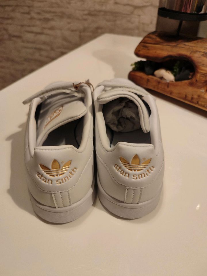 Adidas  Stan Smith Schuhe weiß neu 39 in Gehrde