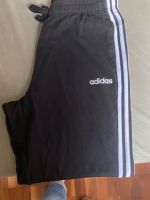 Adidas Jogginghose  zu verkaufen Nordrhein-Westfalen - Greven Vorschau