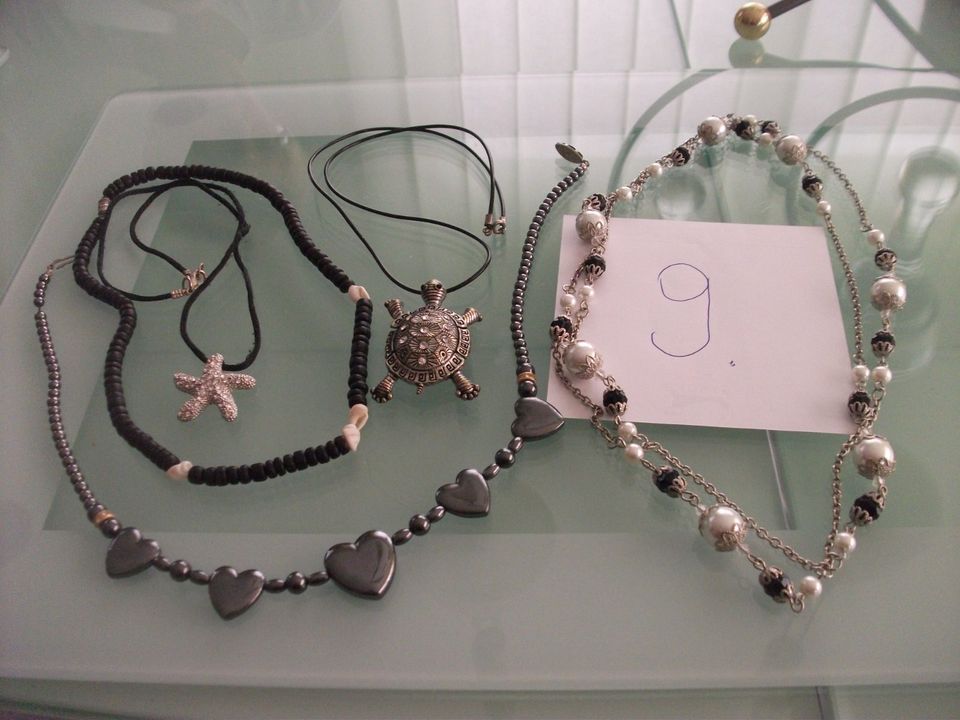 Halsketten Sets Modeschmuck in Isny im Allgäu