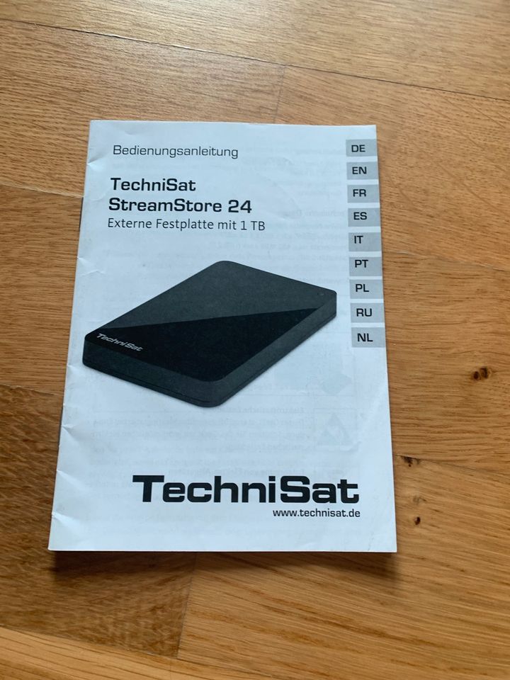 TECHNISAT TechniStar K2 ISIO Digitaler HD Kabel Receiver + 1 TB in Regensburg