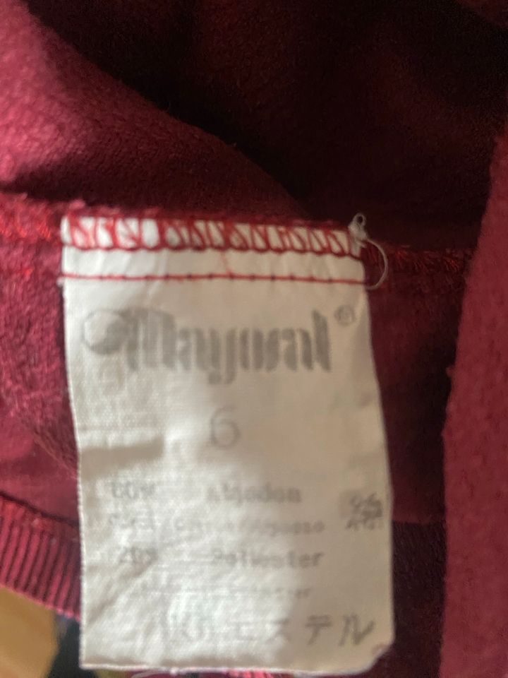 Mayoral Cordkleid Bordeaux 128 wunderschön in Leipzig