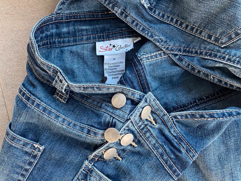 Umstandskleid / Jeans-Latzkleid Gr. M / 38 von Star Collection in Biberach an der Riß
