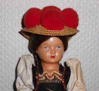 Alte Schildkröt-Trachten-Puppe 25 cm Celluloid - wunderschön Nordrhein-Westfalen - Solingen Vorschau