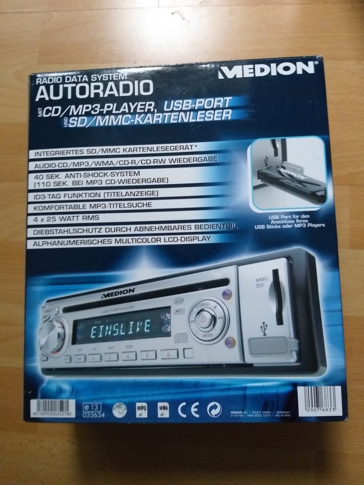 Medion Autoradio -  CD - MP3 - USB Port - SD Kartenleser in Wuppertal