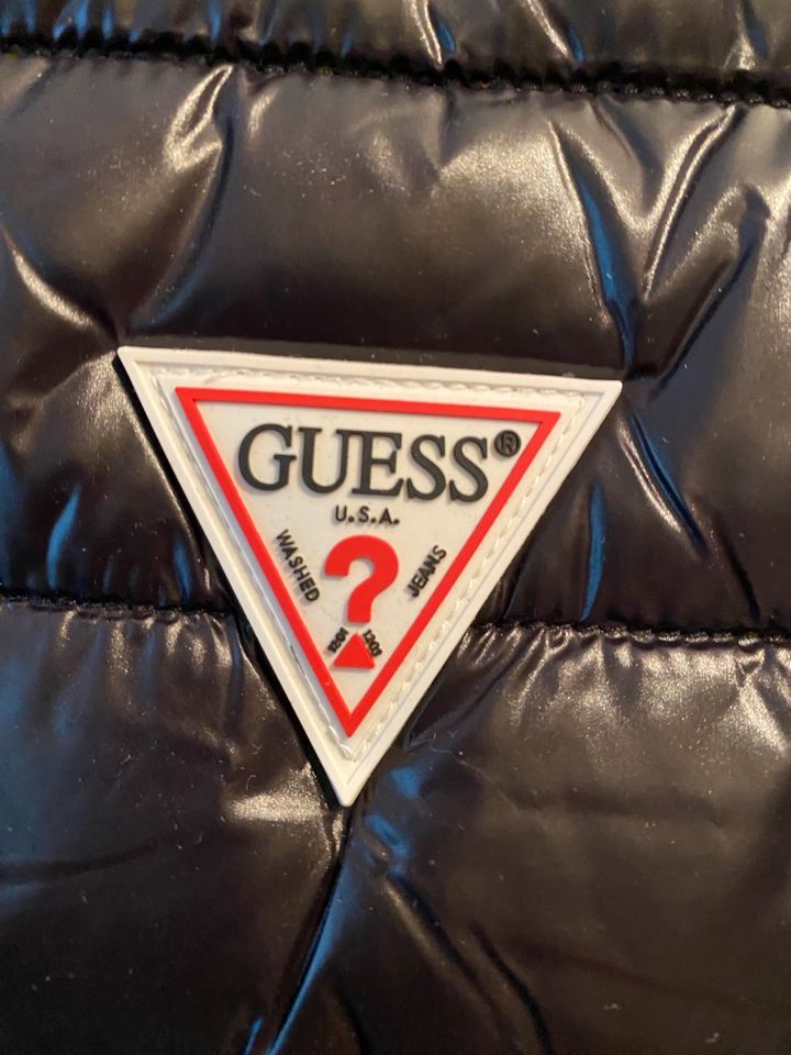 Original Guess Weste XL schwarz NEU in Wiesbaden