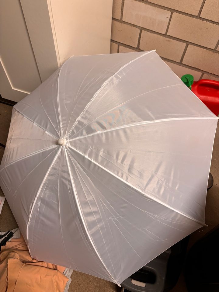 Schirm fürs Fotografieren in Wesel