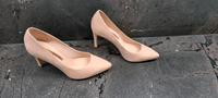 Buffalo Pumps beige Nordrhein-Westfalen - Inden Vorschau