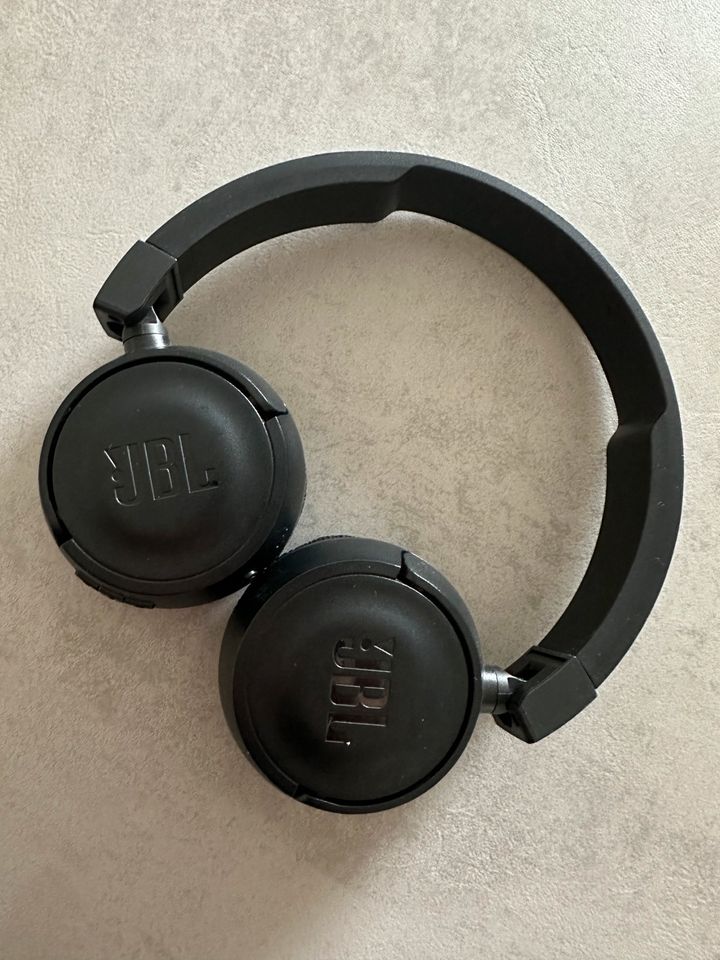 JBL On-Ear Bluetooth Kopfhörer T450BT in Nürtingen