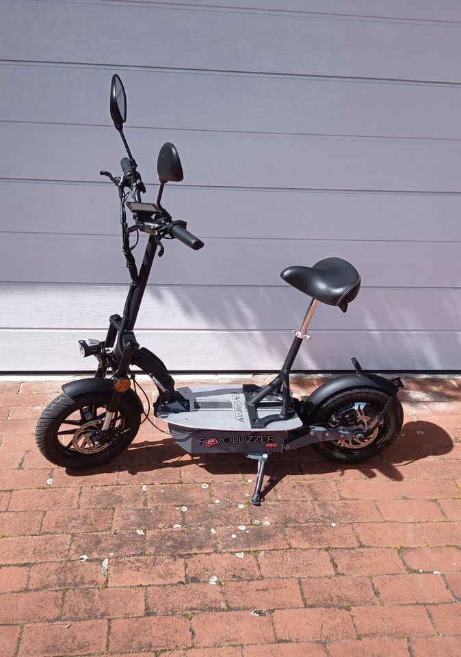 Forca Revoluzzer 3.5 Pro 1600 Watt 45 kmh E-Roller/E-Scooter in Rottenburg am Neckar