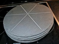 Schieferplatten für Pizza mit Pizzaschneidern Nordrhein-Westfalen - Baesweiler Vorschau