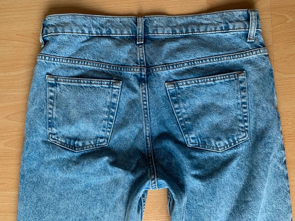 Zara Damen Jeans 80s Fit Boyfriend EUR 40 (38) in Adendorf