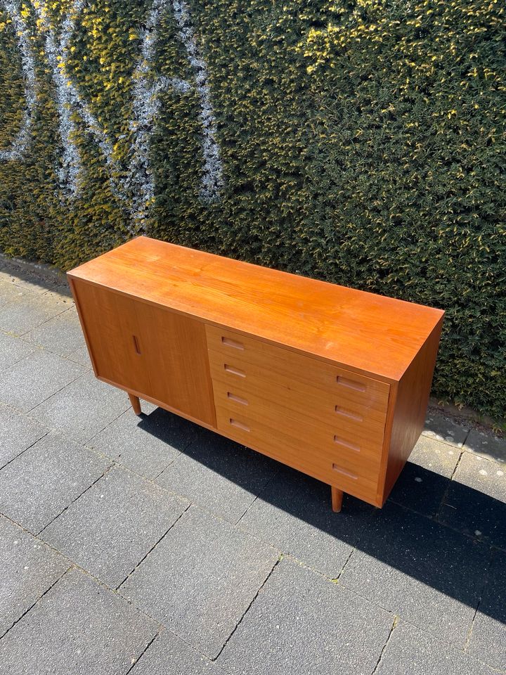 ◤ sideboard von poul dogvad hundevad 1960er Teakholz lowboard Vintage Design mid Century Schrank Dänisch Kommode 50er 60er 70er Retro Teak Holz anrichte Buffet Danish Schubladenkommode in Berlin