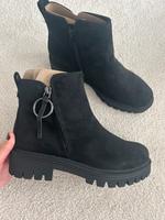 Schwarze Boots von about You Bayern - Elchingen Vorschau