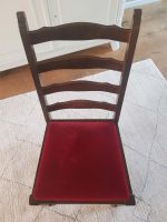Toller Stuhl mit rotem Samtbezug, antik, vintage Hessen - Niedernhausen Vorschau