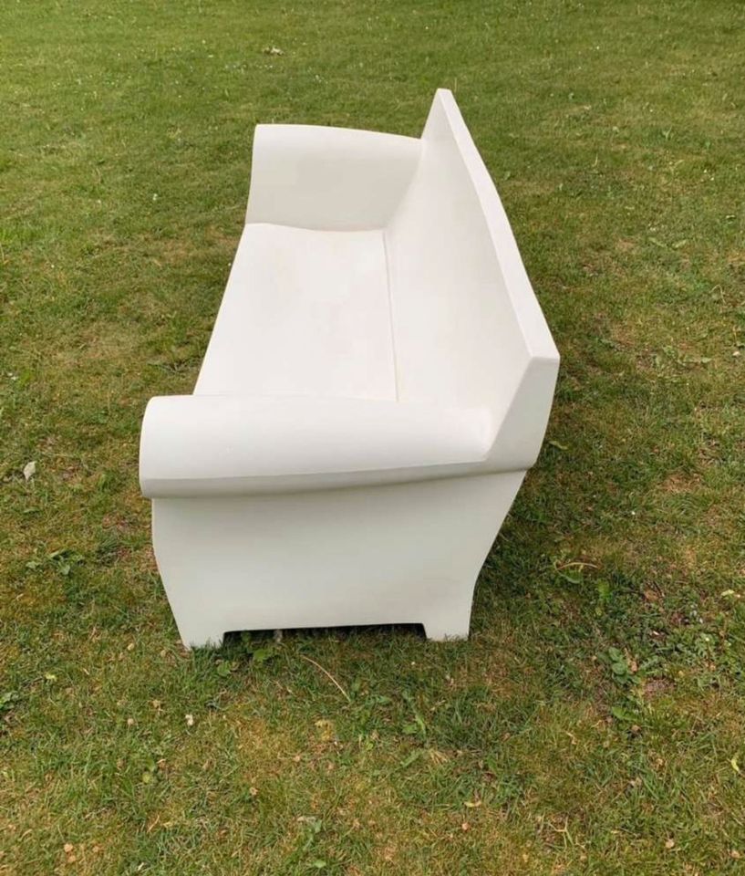 Kartell Gartensofa weiß Gartenmöbel Designerstück in Wittstock/Dosse