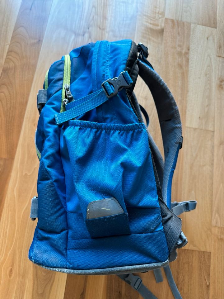 Schulrucksack, Marke Deuter inkl. Sporttasche in Schuttertal